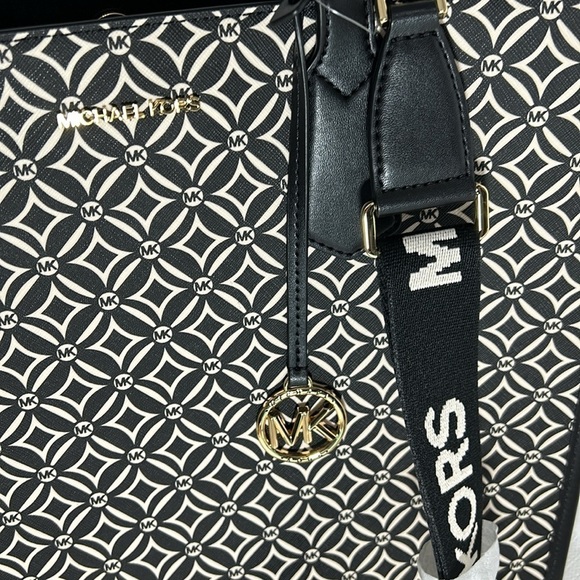 Michael Michael Kors Large Black/Ltd Cream Multi NS Tote - Picture 12 of 14